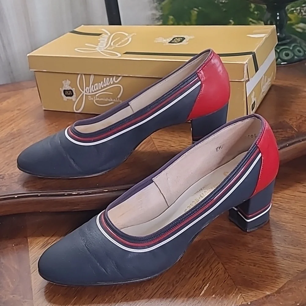 Vintage Johansen Adlib Womens 8.5 classic leather red white blue dress shoes